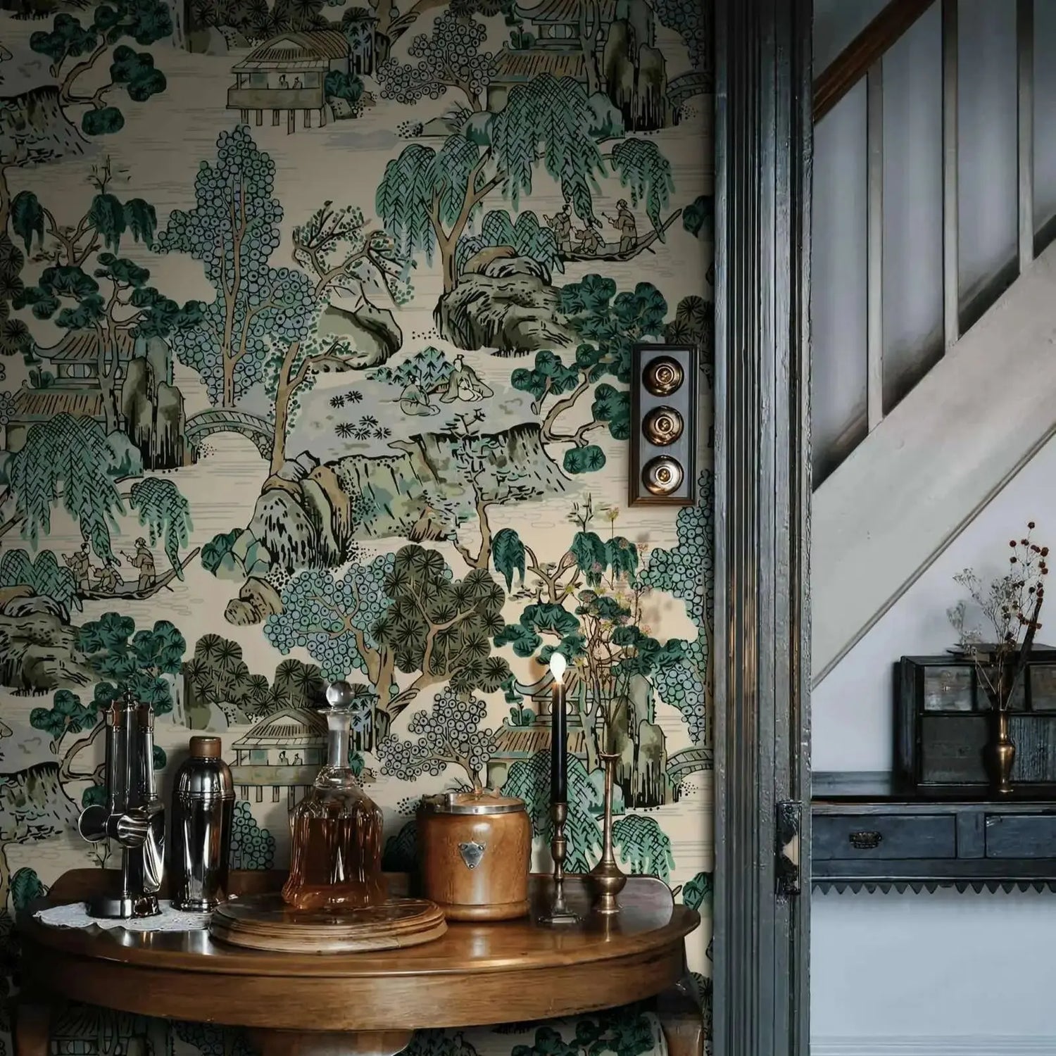 Peel and stick wallpaper with nature-themed design